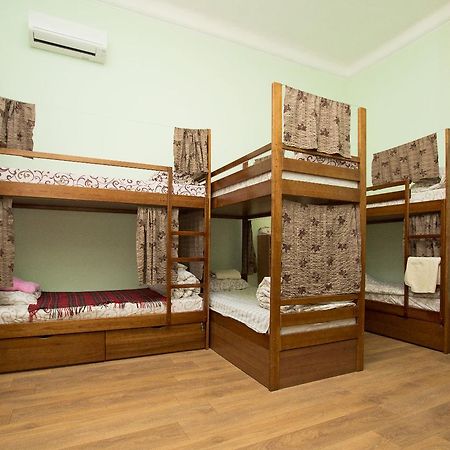 Centro Комнаты И Аппартаменты Hostel Odessa Exterior photo