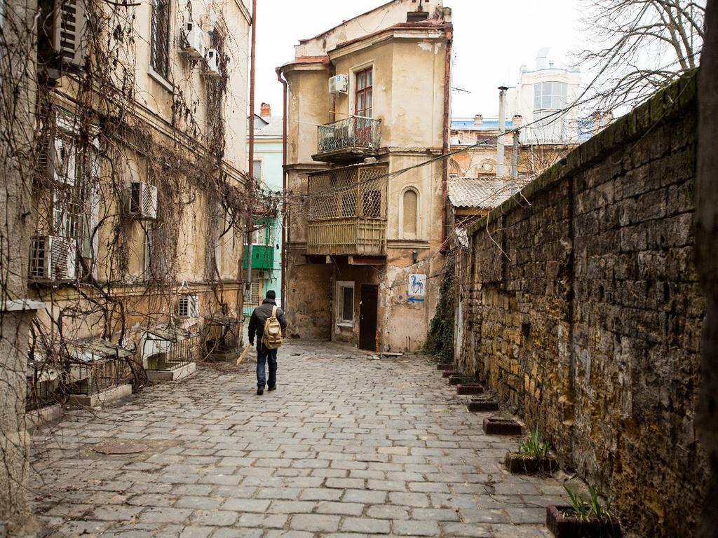 Centro Комнаты И Аппартаменты Hostel Odessa Exterior photo